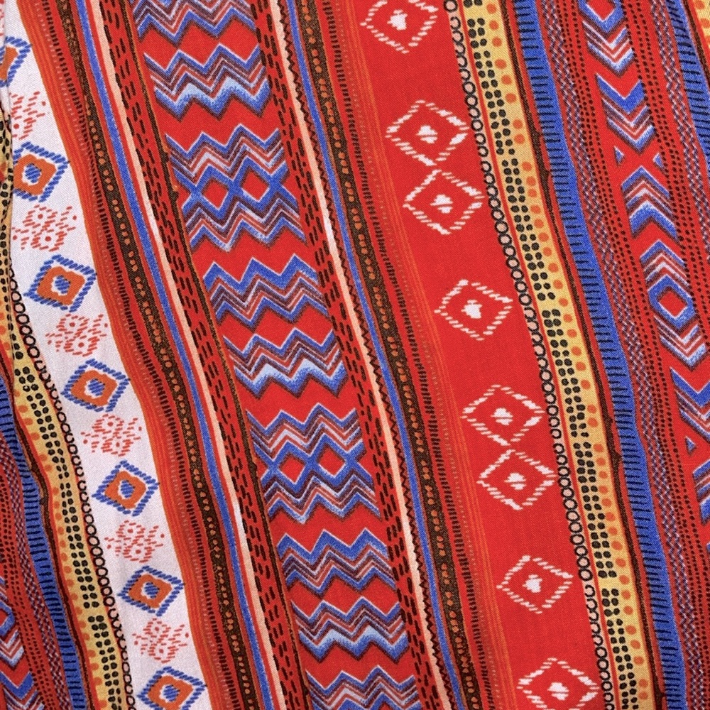 Fun & Flirt Aztec Cropped Tank - Picture 4 of 7
